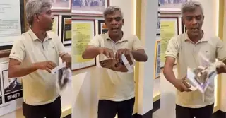 ডাকসু সংগ্রহশালায় জিন্নাহর ছবি ছিঁড়ে ফেললেন সাবেক শিক্ষার্থী